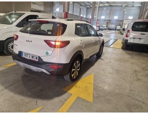
										KIA STONIC 1.2 DPI DRIVE (84CV) TODOTERRENO full									