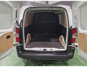 
										OPEL COMBO 1.5 TD 56KW EXPRESS 650KG SWB (76CV) FURGÓN DERIVADO DE TURISMO full									