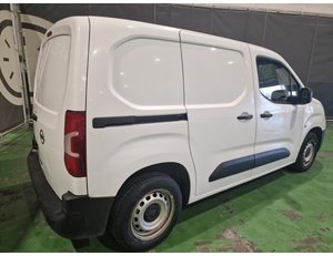 
										OPEL COMBO 1.5 TD 75KW EXPRESS 650KG SWB (102CV) FURGÓN DERIVADO DE TURISMO full									