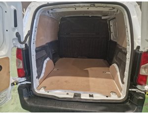 
										OPEL COMBO 1.5 TD 75KW EXPRESS 650KG SWB (102CV) FURGÓN DERIVADO DE TURISMO full									
