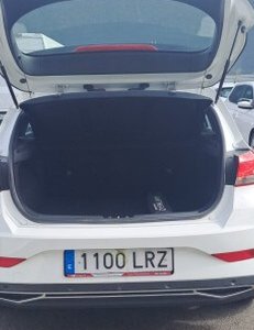 
										HYUNDAI I30 1.5 DPI KLASS SLX (110CV) BERLINA CON PORTÓN full									