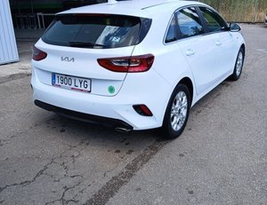 
										KIA CEED 1.0 T-GDI 74KW DRIVE (100CV) BERLINA CON PORTÓN full									