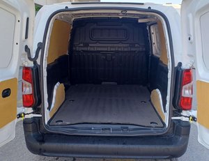 
										CITROEN BERLINGO 1.5 BLUEHDI 75KW TALLA M CONTROL (102CV) FURGÓN DERIVADO DE TURISMO full									