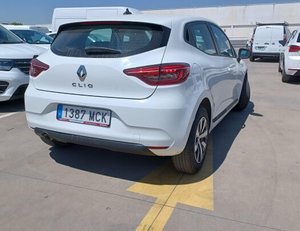 
										RENAULT CLIO 1.0 TCE 67KW EQUILIBRE (90CV) BERLINA CON PORTÓN full									