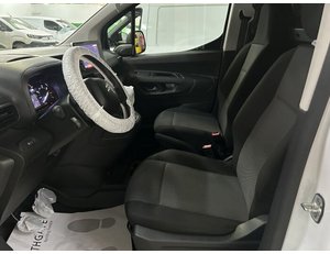 
										CITROEN BERLINGO 1.5 BLUEHDI 75KW TALLA M (102CV) FURGÓN DERIVADO DE TURISMO full									