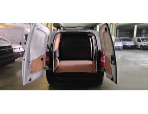 
										CITROEN BERLINGO 1.5 BLUEHDI 75KW TALLA M CONTROL (102CV) FURGÓN DERIVADO DE TURISMO full									