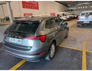 
										SKODA SCALA 1.0 TSI 81KW EMOTION (110CV) BERLINA CON PORTÓN full									