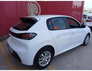 
										PEUGEOT 208 1.2L PURETECH 55KW ACTIVE (75CV) BERLINA CON PORTÓN full									