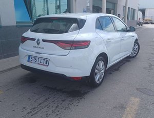 
										RENAULT MEGANE 1.5 BLUE DCI BUSINESS 85KW (115CV) BERLINA CON PORTÓN full									
