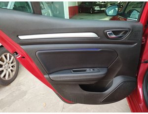 
										RENAULT MEGANE ZEN TCE GPF 103 KW 140CV EDC 18 full									