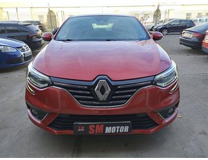
										RENAULT MEGANE ZEN TCE GPF 103 KW 140CV EDC 18 full									