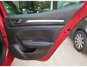 
										RENAULT MEGANE ZEN TCE GPF 103 KW 140CV EDC 18 full									