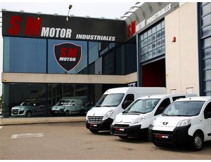 
										VOLKSWAGEN TRANSPORTER FURGON LARGO TA 2.0 TDI 75KW 102CV full									