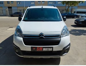 
										CITROEN BERLINGO TALLA M PURETECH 110 SS LIVE full									