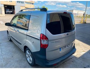 
										FORD TRANSIT COURIER KOMBI 1.0 ECOBOOST 75KW TREND full									