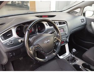 
										KIA CEED 1.6 GDI 135CV DRIVE full									