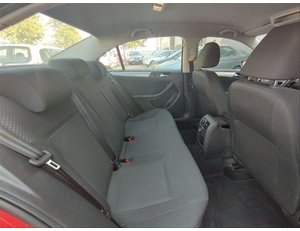 
										VOLKSWAGEN JETTA 1.6 TDI 105CV ADVANCE BLUEMOTION TECH full									