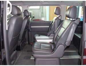 
										VOLKSWAGEN MULTIVAN 2.0 TDI 180CV HIGHLINE EDITION BMT full									