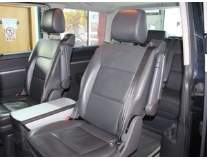 
										VOLKSWAGEN MULTIVAN 2.0 TDI 180CV HIGHLINE EDITION BMT full									