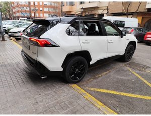 
										TOYOTA RAV4 RAV4 2.5L 220H LUXURY full									