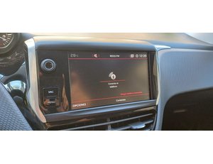 
										PEUGEOT 2008 GT LINE BLUE HDI 100CV full									