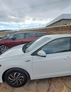 
										VOLKSWAGEN POLO POLO LIFE 1.0 TSI full									