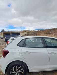 
										VOLKSWAGEN POLO POLO LIFE 1.0 TSI full									