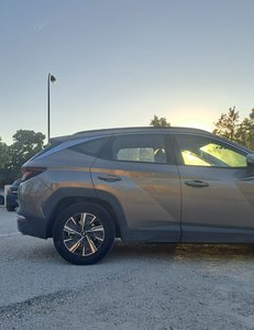 
										HYUNDAI TUCSON TUCSON CRDI SLE 4*2 full									