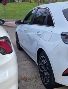 
										KIA CEED KIA CEED 1.0 TGDI TECH full									