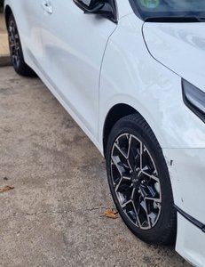 
										KIA CEED KIA CEED 1.0 TGDI TECH full									