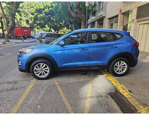 
										HYUNDAI TUCSON TUCSON IX35 130CV full									