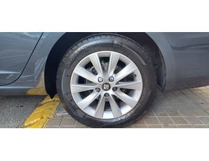 
										SEAT LEON SEAT LEON ST 130CV full									