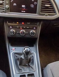 
										SEAT LEON SEAT LEON ST 130CV full									