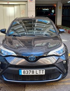 
										TOYOTA C-HR TOYOTA C-HR 1.8 125H ADVANCE full									