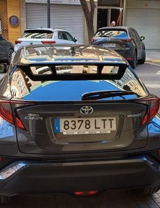 
										TOYOTA C-HR TOYOTA C-HR 1.8 125H ADVANCE full									