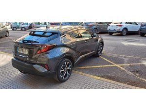 
										TOYOTA C-HR TOYOTA C-HR 1.8 125H ADVANCE full									