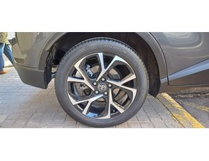
										TOYOTA C-HR TOYOTA C-HR 1.8 125H ADVANCE full									