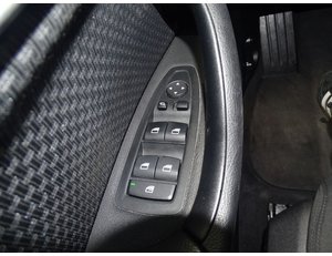 
										BMW X1 XDRIVE25E full									