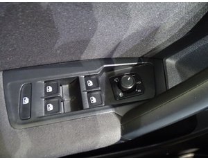 
										VOLKSWAGEN TIGUAN ADVANCE 2.0 TDI 110KW (150CV) 4MOT DSG full									