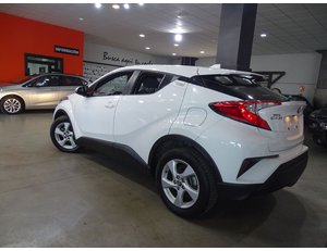 
										TOYOTA C-HR 1.8 125H ACTIVE full									