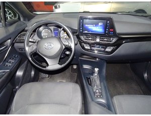 
										TOYOTA C-HR 1.8 125H ACTIVE full									
