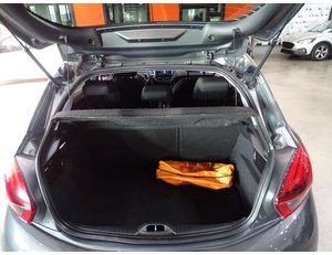 
										PEUGEOT 208 5P STYLE 1.2L PURETECH 60KW (82CV) full									