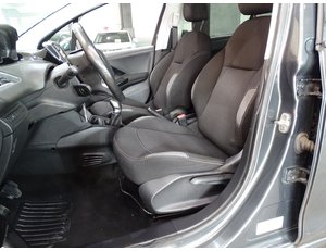 
										PEUGEOT 208 5P STYLE 1.2L PURETECH 60KW (82CV) full									
