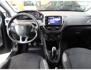 
										PEUGEOT 208 5P STYLE 1.2L PURETECH 60KW (82CV) full									
