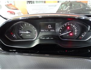 
										PEUGEOT 208 5P STYLE 1.2L PURETECH 60KW (82CV) full									