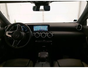 
										MERCEDES BENZ CLASE A MERCEDES A 250 E full									