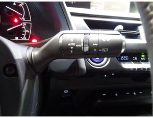
										LEXUS UX 2.0 250H STYLE full									