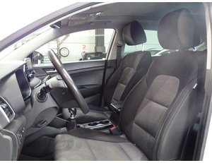 
										HYUNDAI TUCSON 1.6 CRDI 85KW (116CV) SLE 4X2 full									
