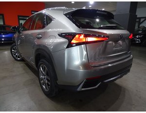 
										LEXUS NX 2.5 300H BUSINESS 2WD full									