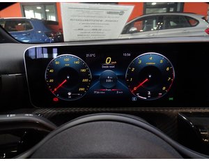 
										MERCEDES BENZ CLASE A MERCEDES A 180 full									
